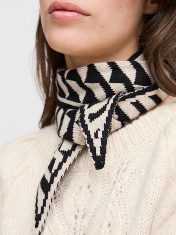 Soft Mix Patterned Neck Scarf